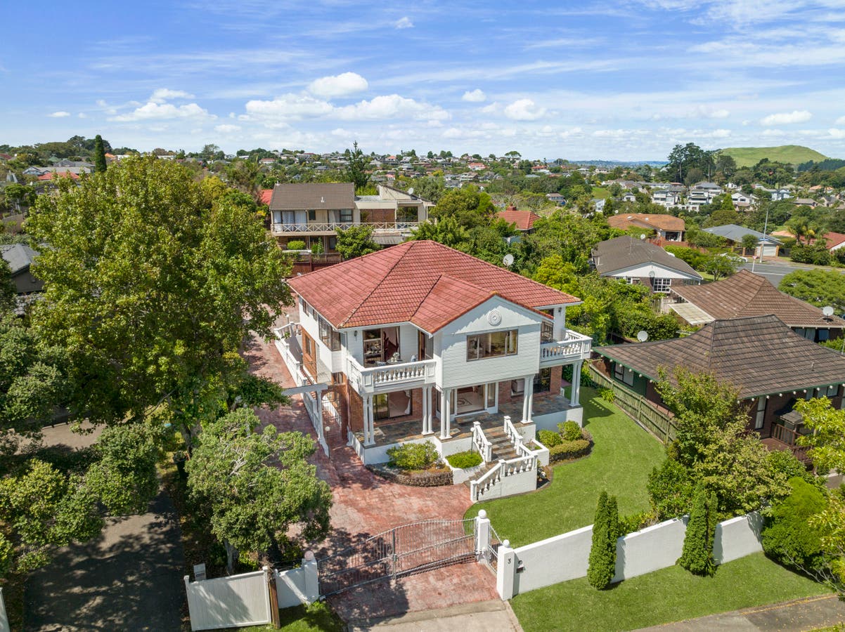 3 Peart Vw, Saint Johns, Auckland House Sold on 21 03 2023 RateMyAgent