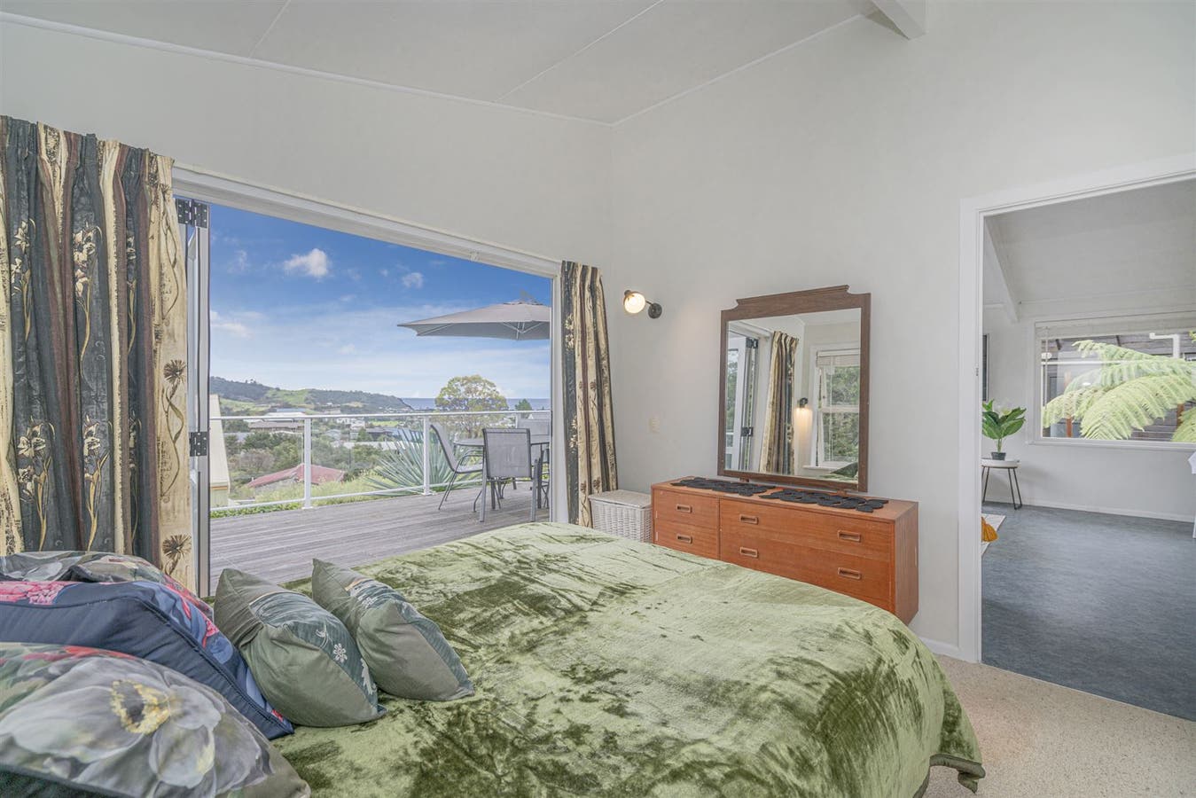 58 Hinemoa Terrace, Tairua, Waikato House Sold on 26 10 2022