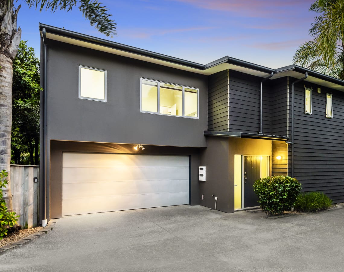 16E Eaglehurst Road, Ellerslie, Auckland House Sold on 27 03 2023