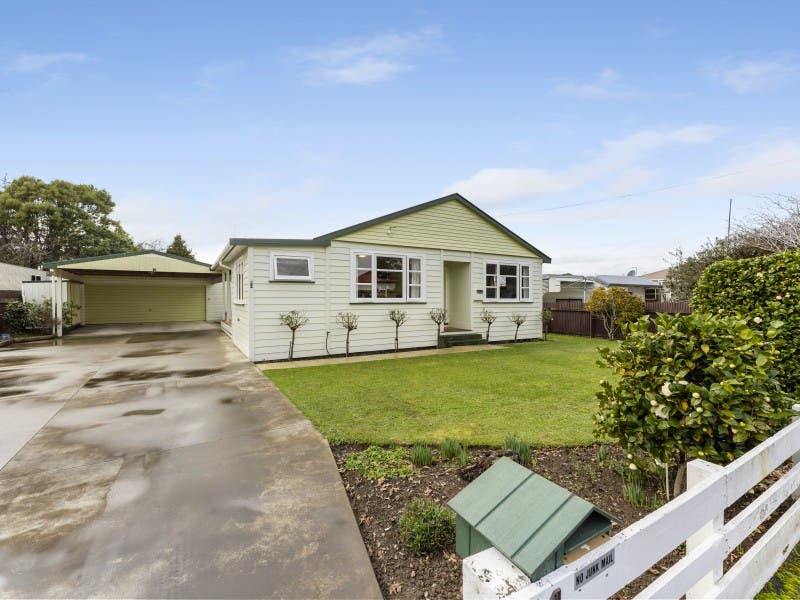 1 Edward Street, Pahiatua, ManawatuWanganui House Sold on 18 08 2022