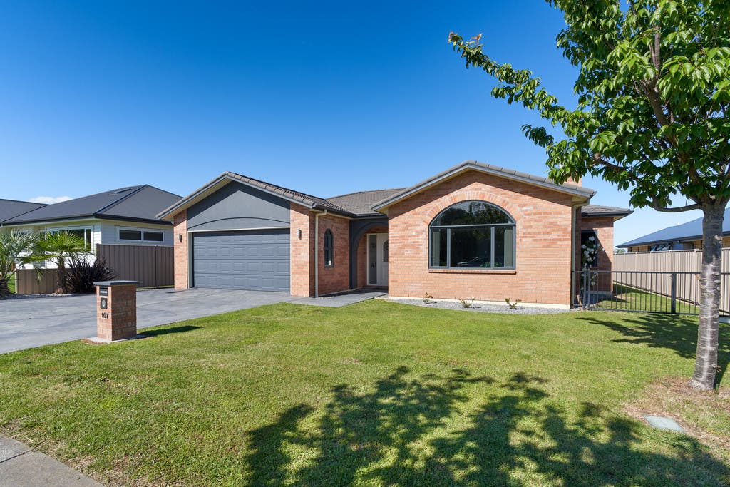 107 Arataki Road, Havelock North, Hawke's Bay Other Sold on 01 12