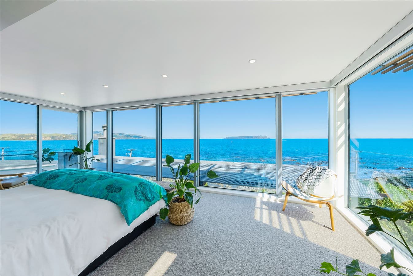 80 Moana Road, Plimmerton, Wellington House Sold on 21 04 2022