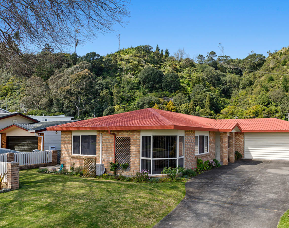 99 Douglas Street, Whakatane, Bay of Plenty House Sold on 27 04 2023
