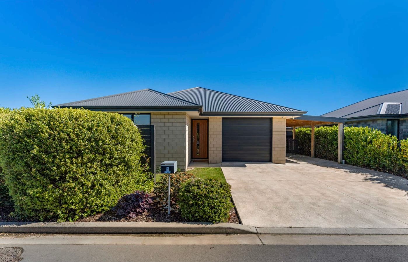 1 Julia Close, Rolleston, Canterbury House Sold on 02 12 2022