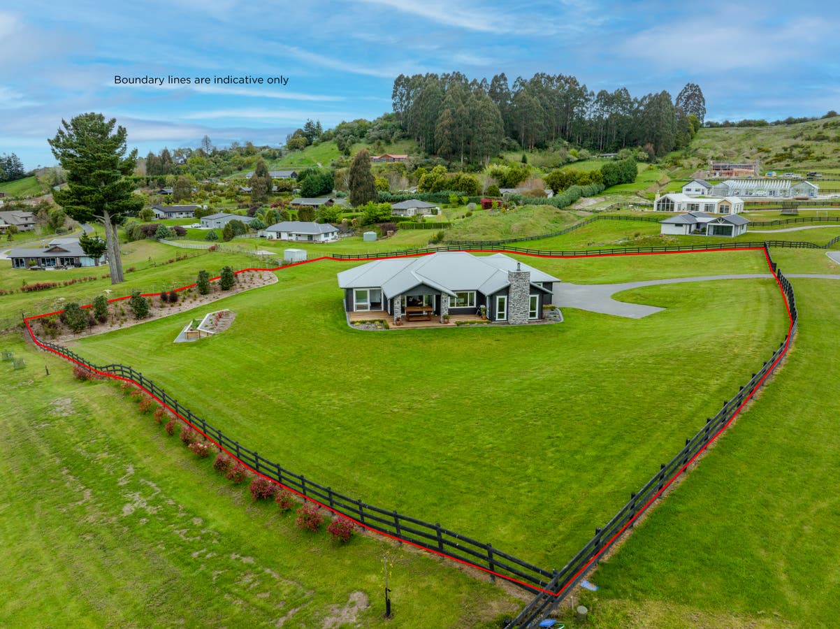 7 Lochnivar Lane, Acacia Bay, Waikato House Sold on 20 12 2022 RateMyAgent