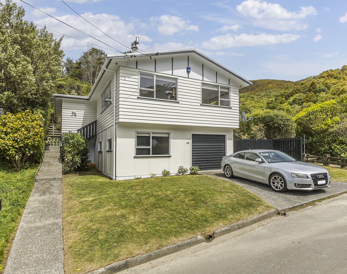 139 Awarua Street, Ngaio, Wellington House Sold on 19 12 2022