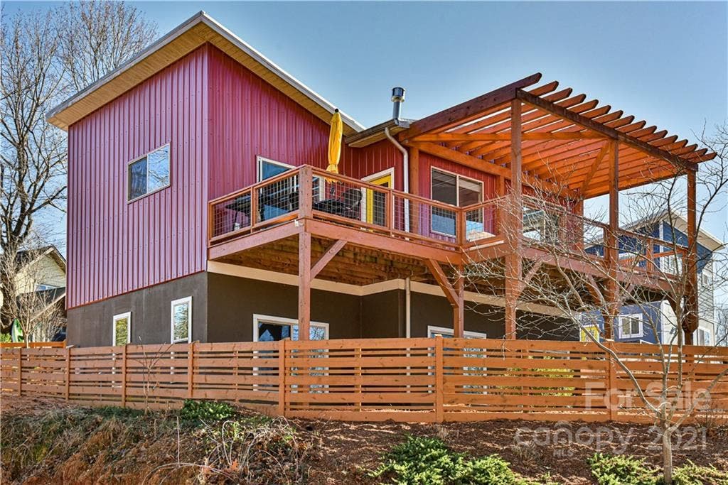 17 Central Avenue West, Asheville, NC, 28806 SingleFam Sold on 28 02