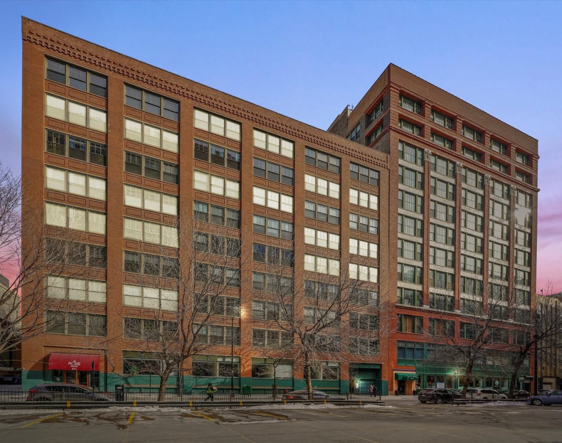 1005/633 South Plymouth Court Chicago IL 60605 Condo Sold on 31 03
