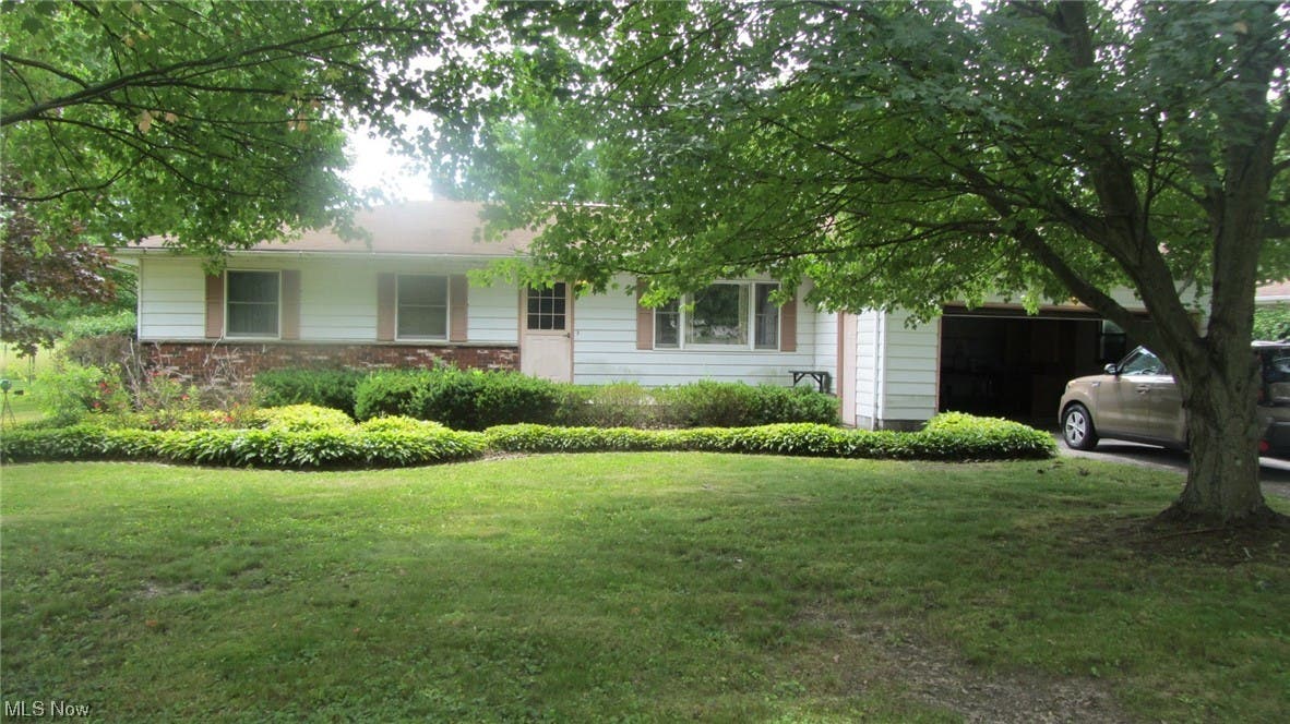 6501 Park Road, Leavittsburg, OH, 44430 SingleFam Sold on 05 09 2023