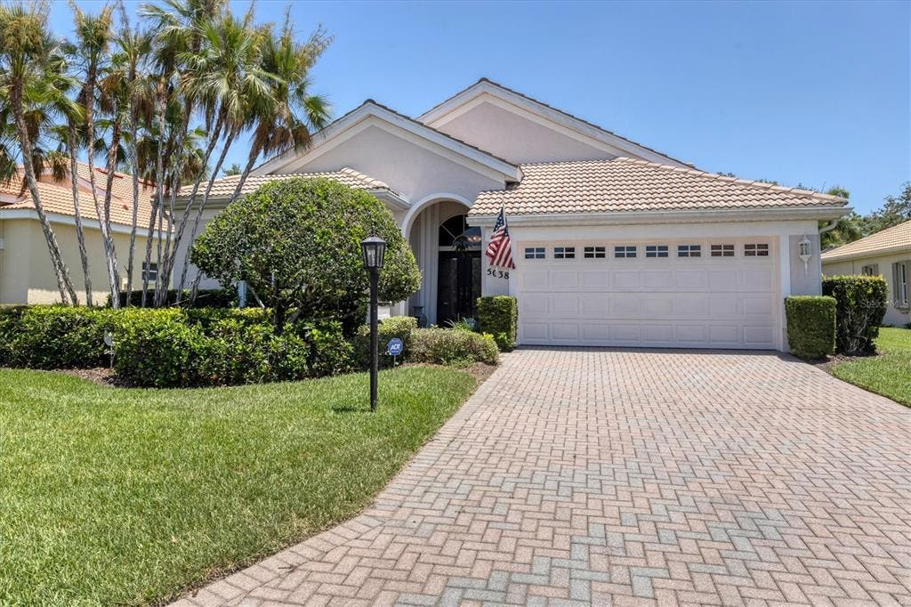 5038 Flagstone Drive, Sarasota, FL, 34238 SingleFam Sold on 14 09