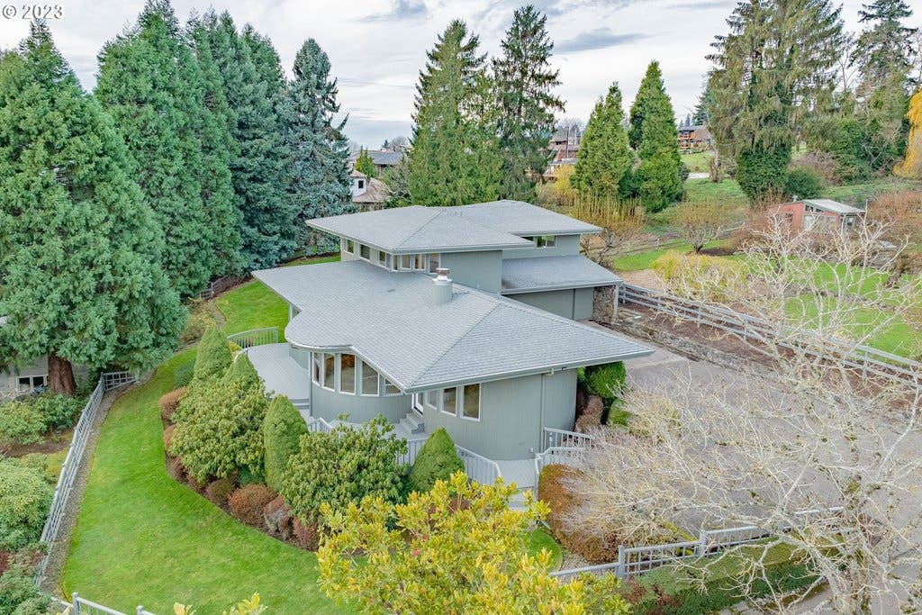 7607 Southeast Evergreen Highway, Vancouver, WA, 98664 SingleFam Sold