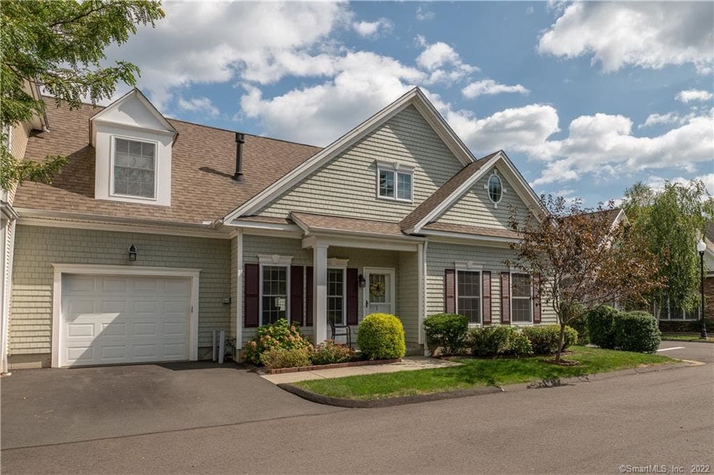 1/1 Lucius Court Milford city (balance) CT 06461 Townhouse Sold on