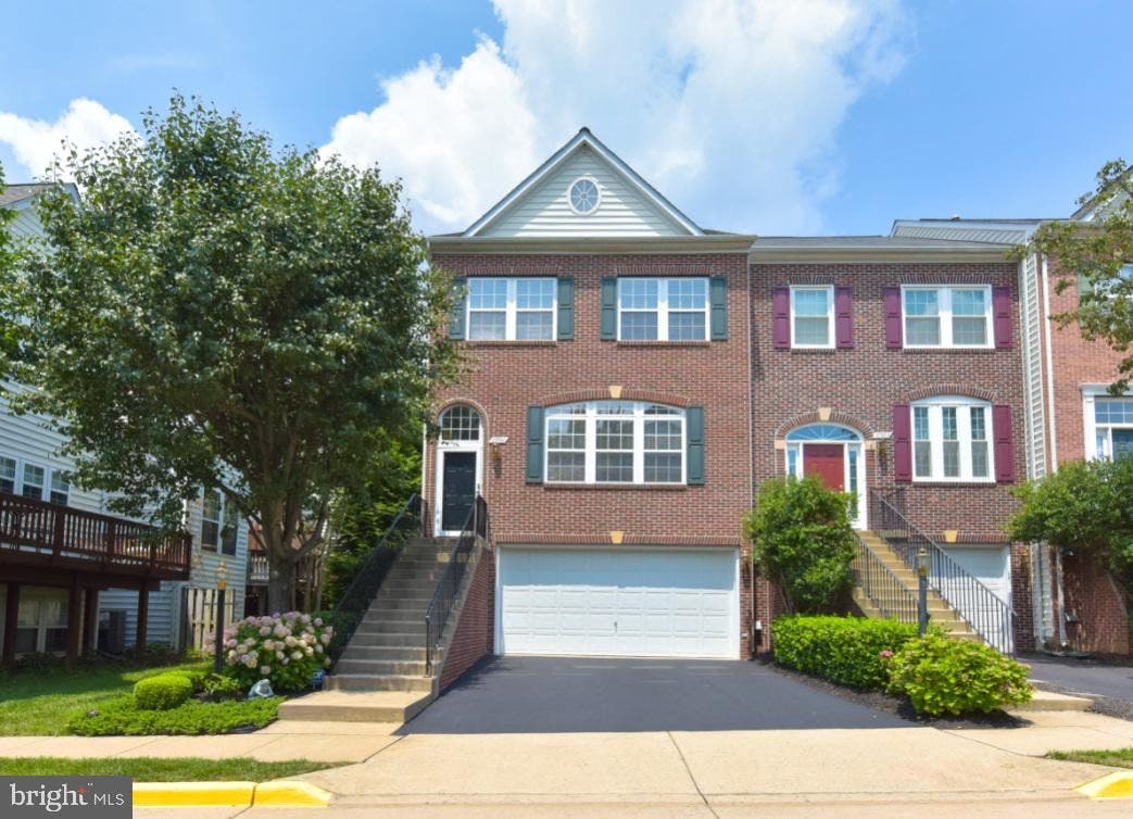 11501 Cavalier Landing Court, Fair Oaks, VA, 22030 Townhouse Sold on