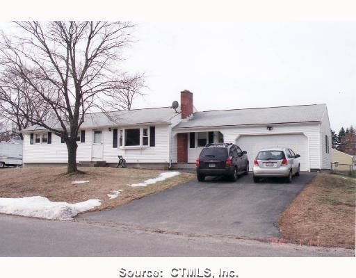 4 Quaker Lane, Southwood Acres, CT, 06082 SingleFam Sold on 26 09