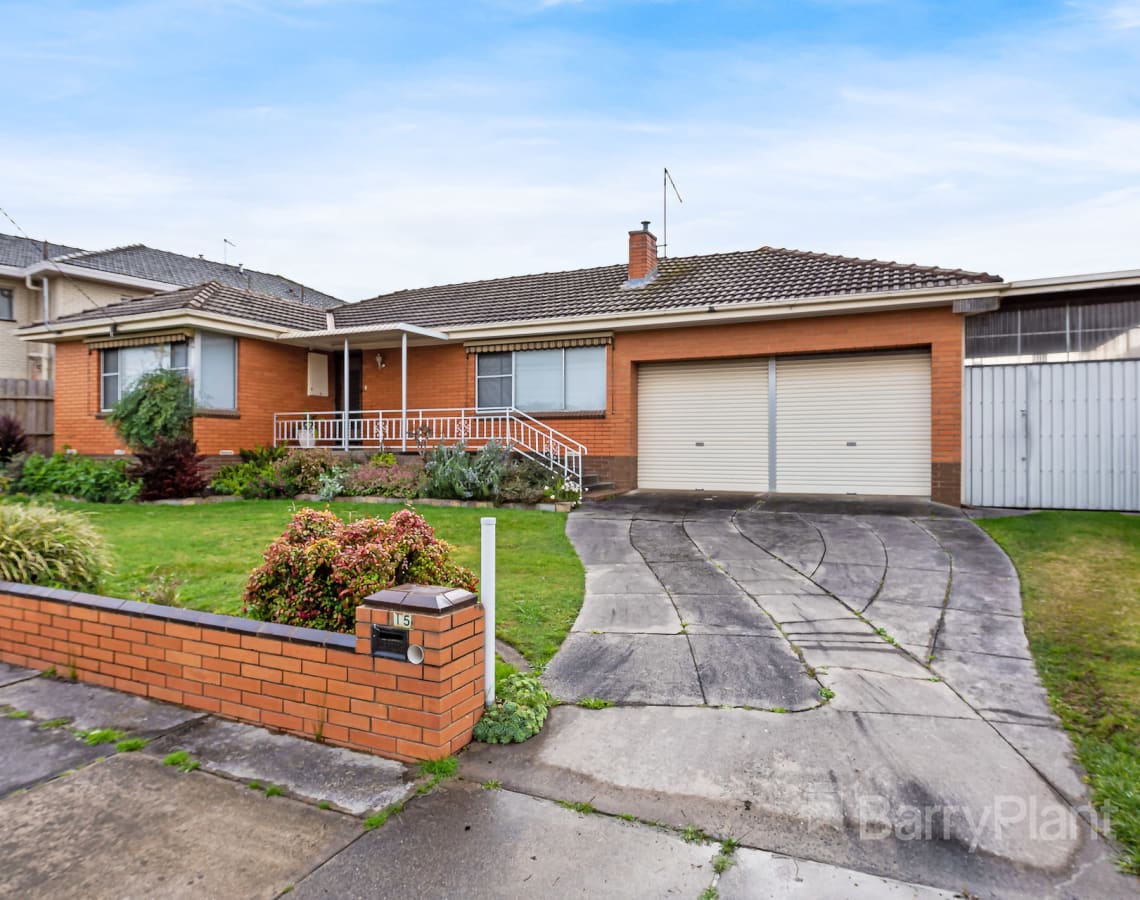 15 Hedgeley Road, Keysborough, VIC, 3173 House Sold on 05 10 2022