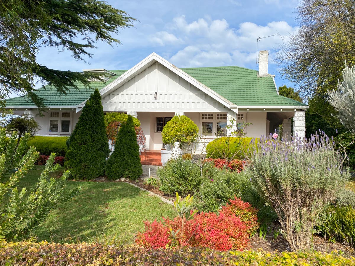 16 Lake Terrace East, Mount Gambier, SA, 5290 House Sold on 30 07