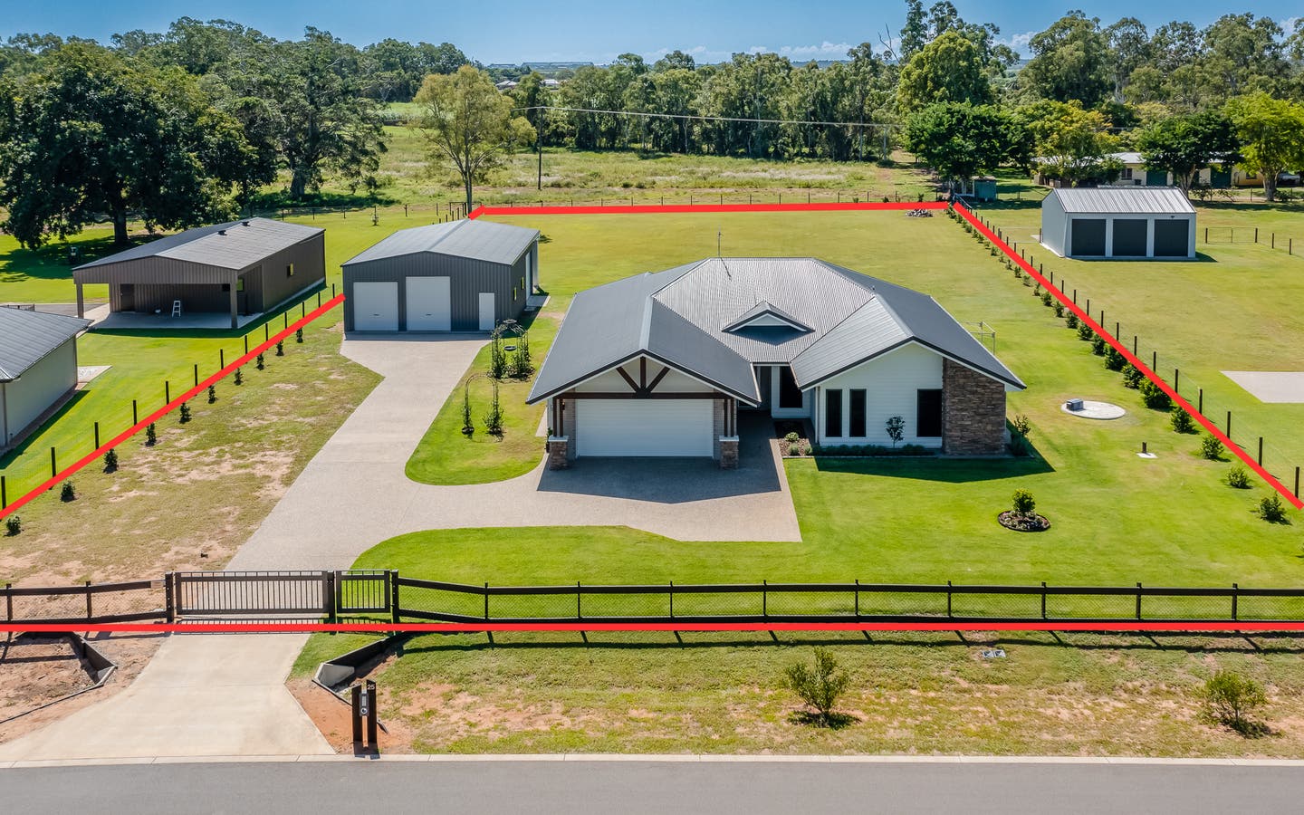 25 James Henderson Way, Gooburrum, QLD, 4670 House Sold on 07 06 2023