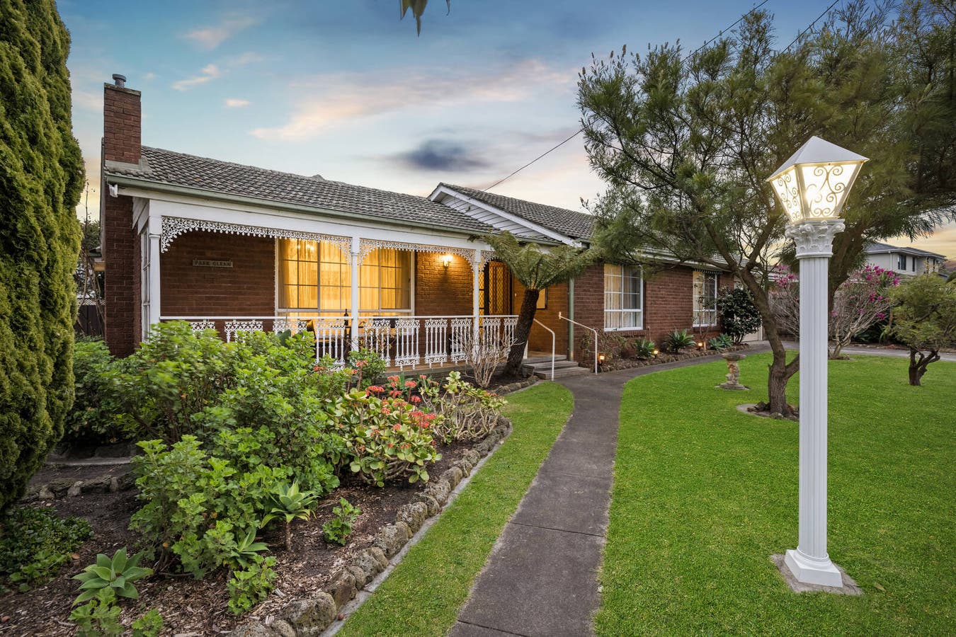 2 Marjorie Avenue, Dingley Village, VIC, 3172 House Sold on 07 09