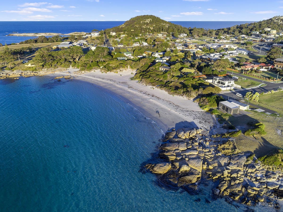 3 Old Tram Rd, Bicheno, TAS, 7215 House Sold on 08 08 2019 RateMyAgent