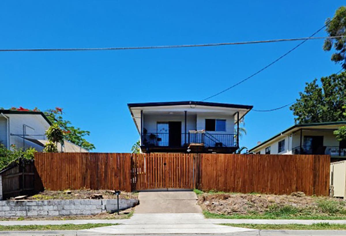 27 David St, North Booval, QLD, 4304 House Sold on 15 03 2021