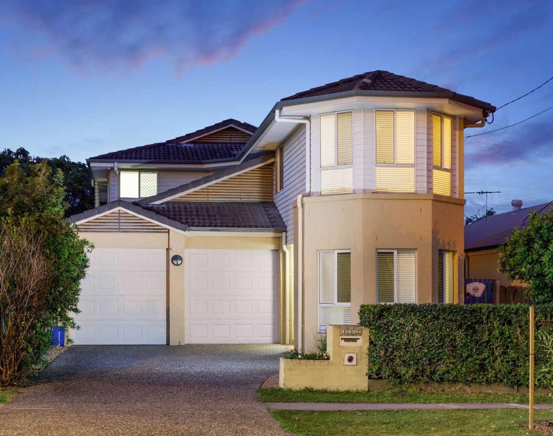 132 Graceville Ave, Graceville, QLD, 4075 House Sold on 25 Mar 2020