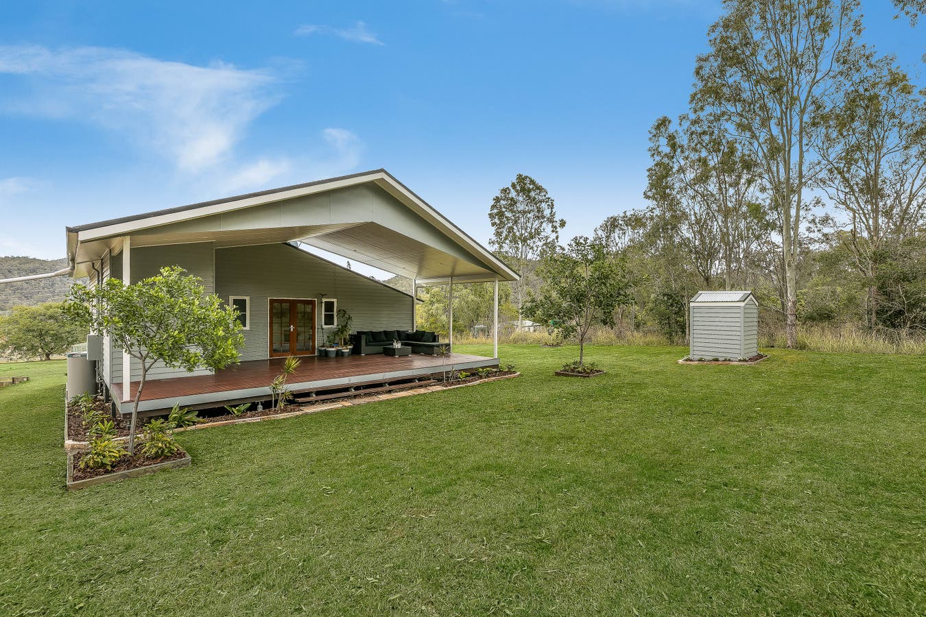 1692 Flagstone Creek Road, Upper Flagstone, QLD, 4344 House Sold on