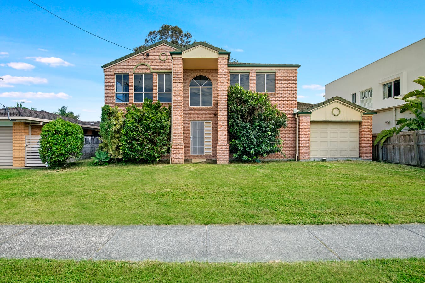 170 Monaco Street, Broadbeach Waters, QLD, 4218 House Sold on 25 03