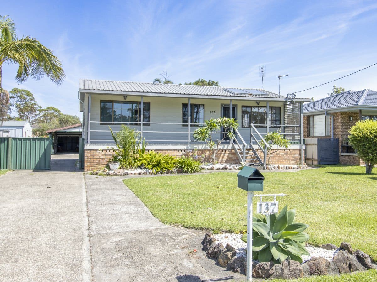 137 River Road, Sussex Inlet, NSW, 2540 House Sold on 24 02 2023