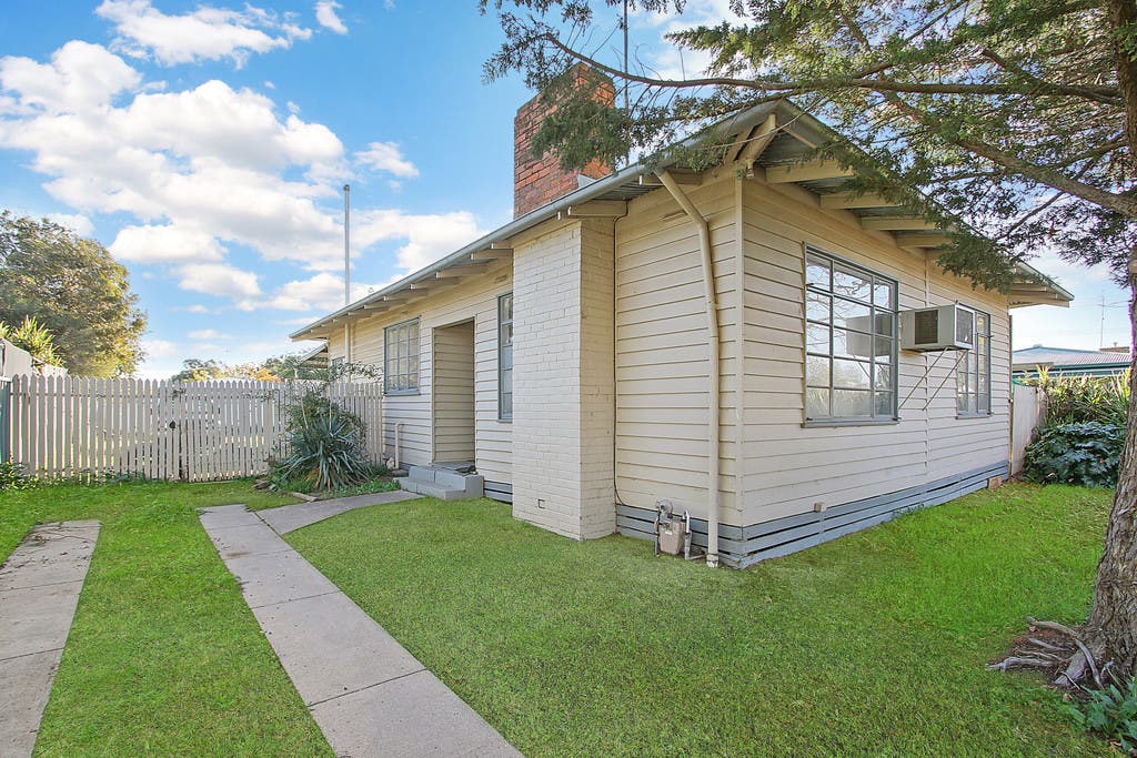 6 Afton Avenue, Benalla, VIC, 3672 House Sold on 19 08 2021 RateMyAgent