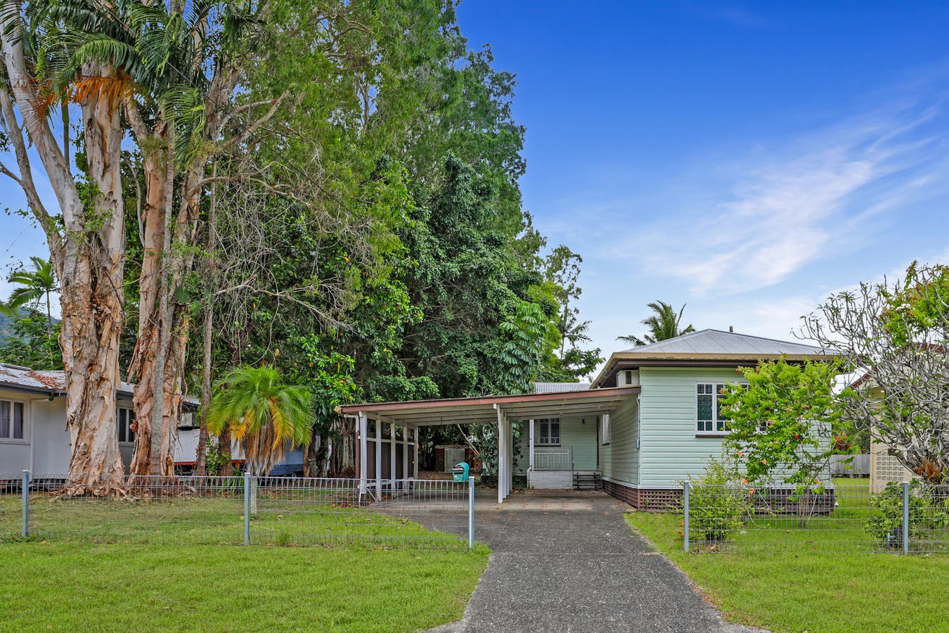 122 Upper Richardson Street, Whitfield, QLD, 4870 House Sold on 18 11