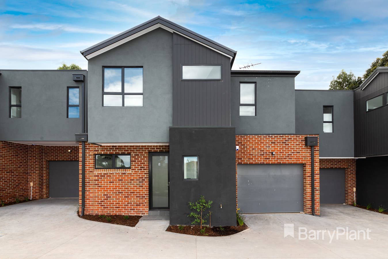 2/15 Smiley Road, Broadmeadows, VIC, 3047 Townhouse Sold on 12 05