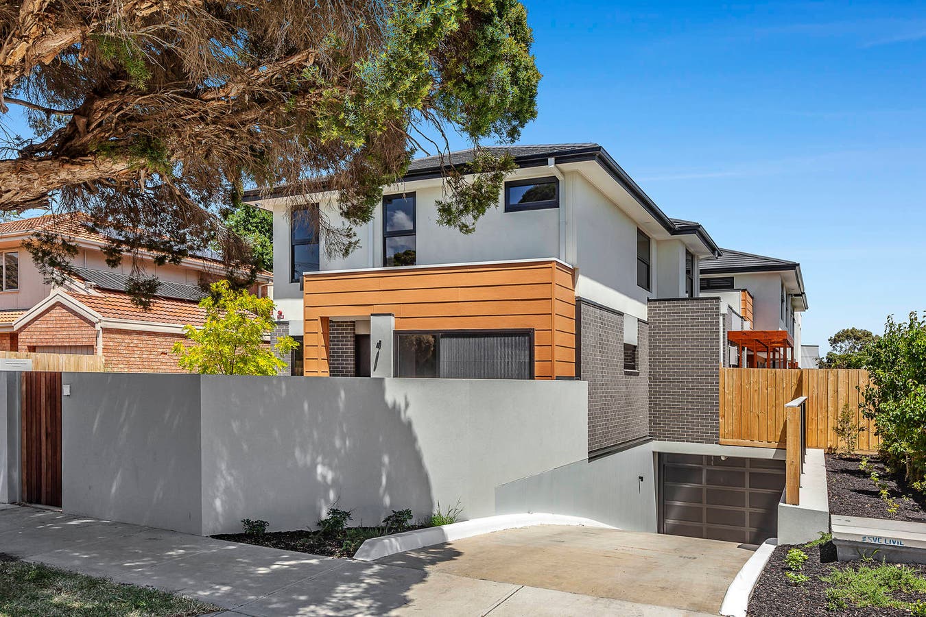 4/3 Rigby Avenue, Carnegie, VIC, 3163 Townhouse Sold on 15 12 2020