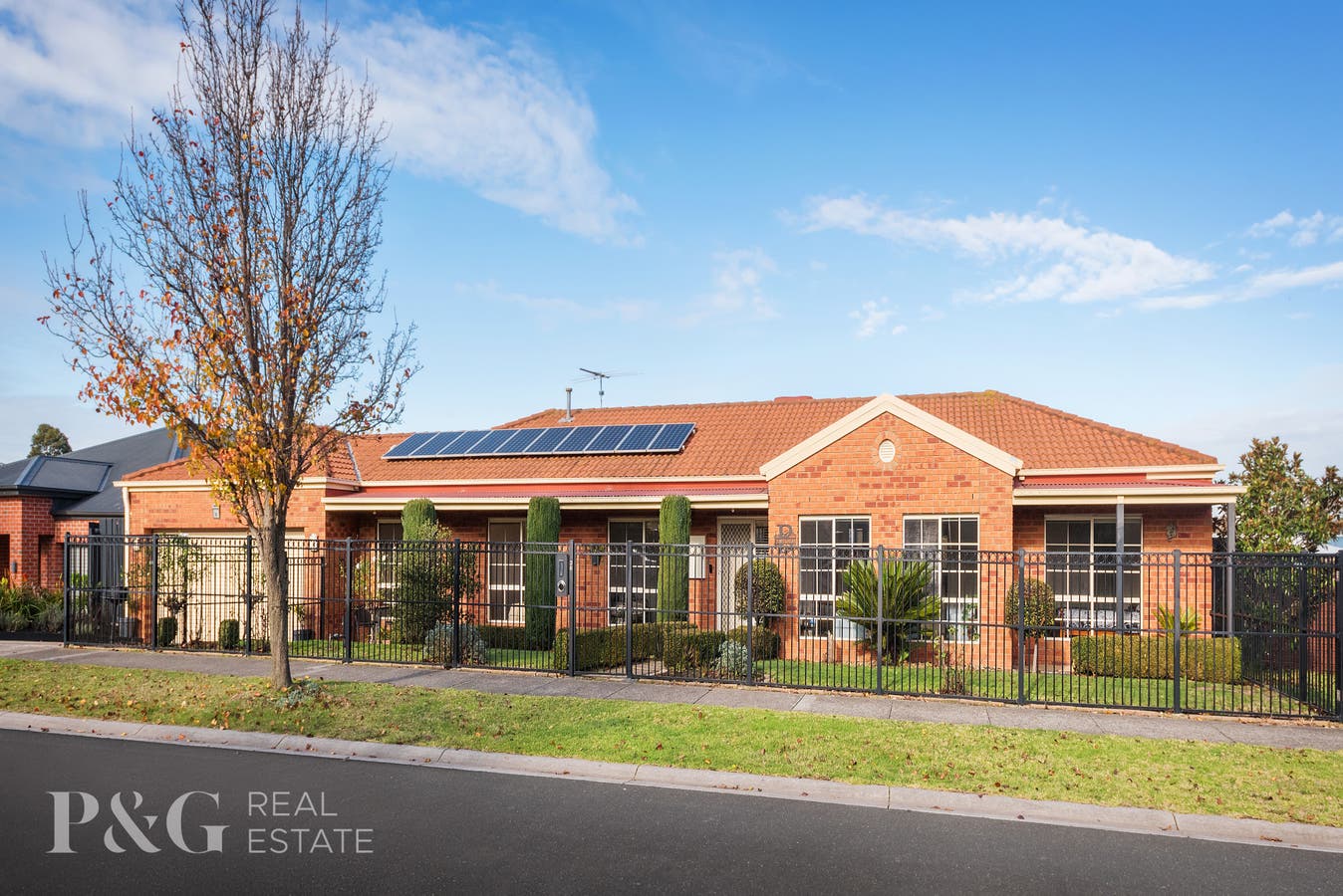 36 Oakgrove Drive, Narre Warren South, VIC, 3805 House Sold on 23 06