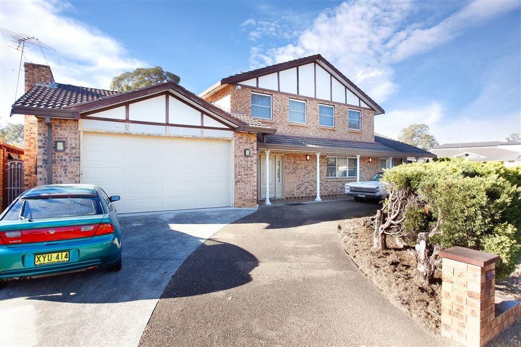 10 Grevillea Dr, St Clair, NSW, 2759 House Sold on 01 07 2016