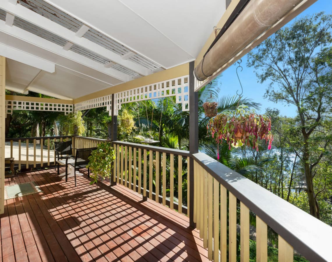 12 Hillcrest Ave Tweed Heads South Nsw 2486 House Sold On 15 Oct 2019 Ratemyagent