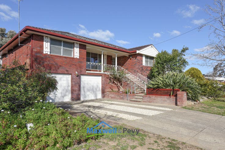 30 Minnamurra Crescent, Tamworth, NSW, 2340 House Sold on 12 10 2015