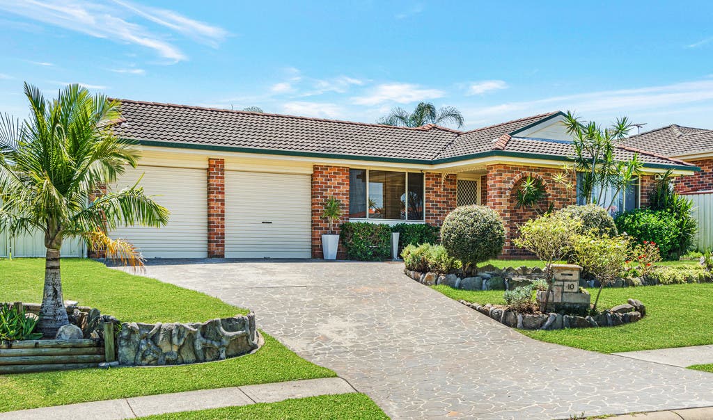 10 Henry Street, Cecil Hills, NSW, 2171 House Sold on 20 02 2021 RateMyAgent