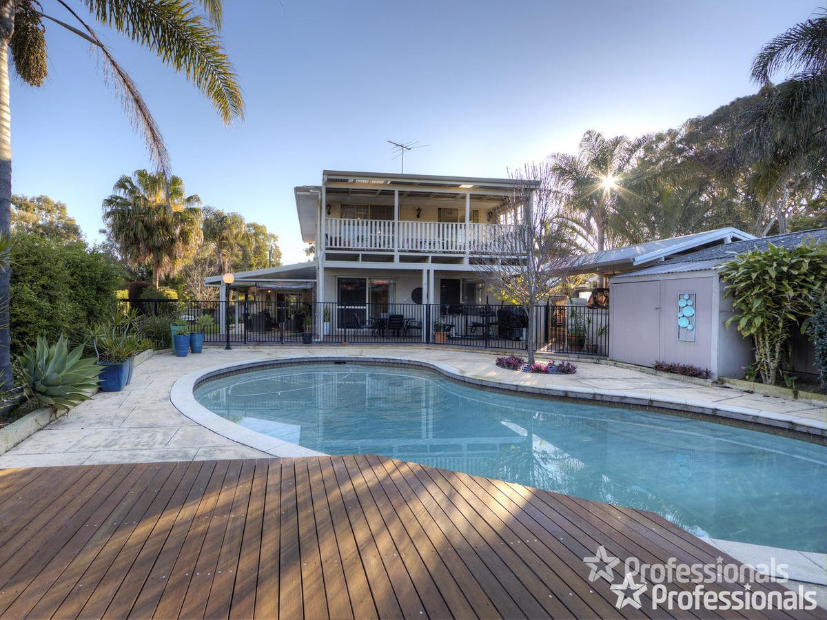 19 Berry Drive, Maida Vale, WA, 6057 House Sold on 29 07 2022