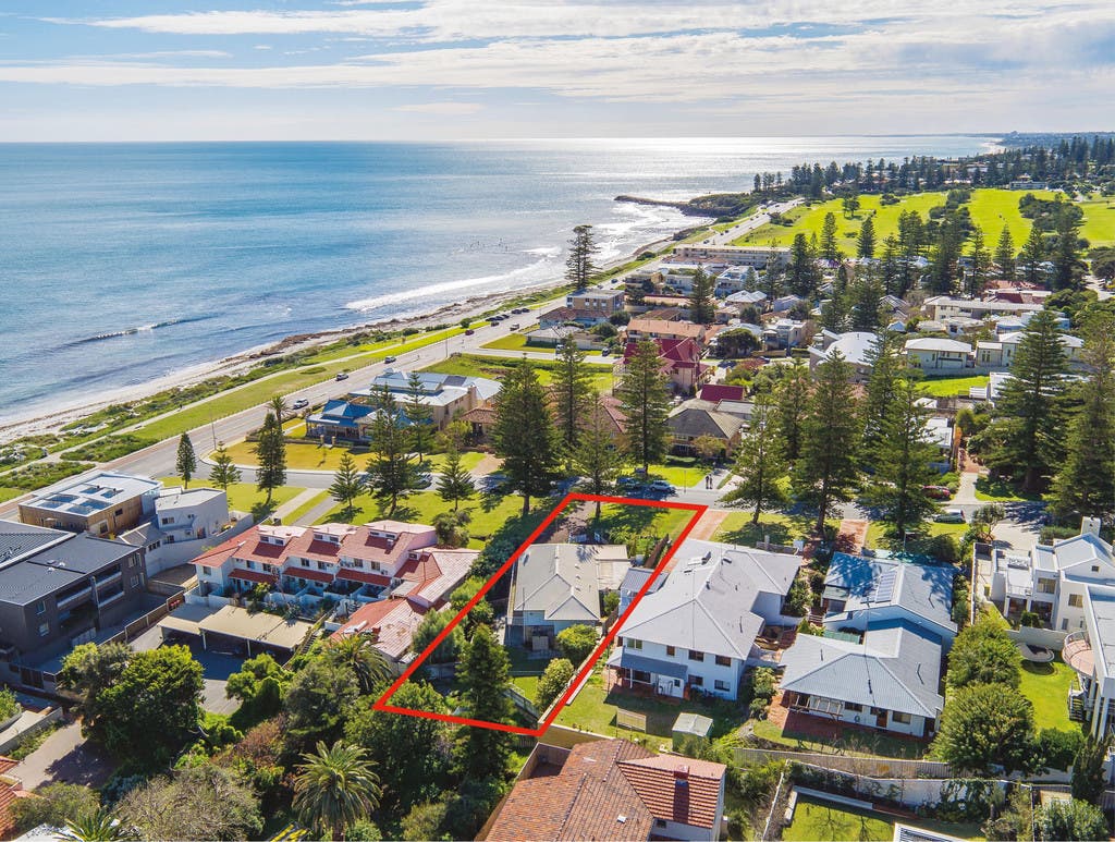 9 Salvado St, Cottesloe, WA, 6011 House Sold on 17 10 2016 RateMyAgent