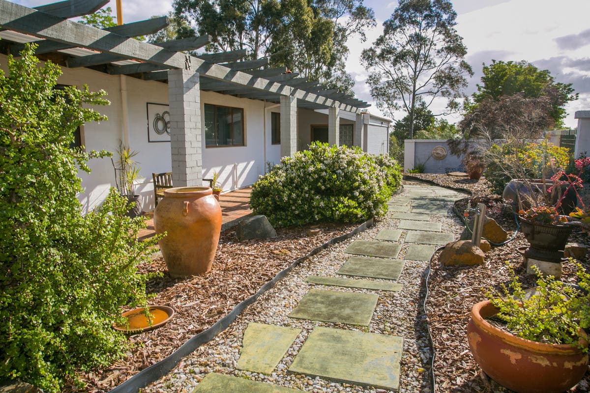 108 Old York Road, Greenmount, WA, 6056 House Sold on 22 09 2020