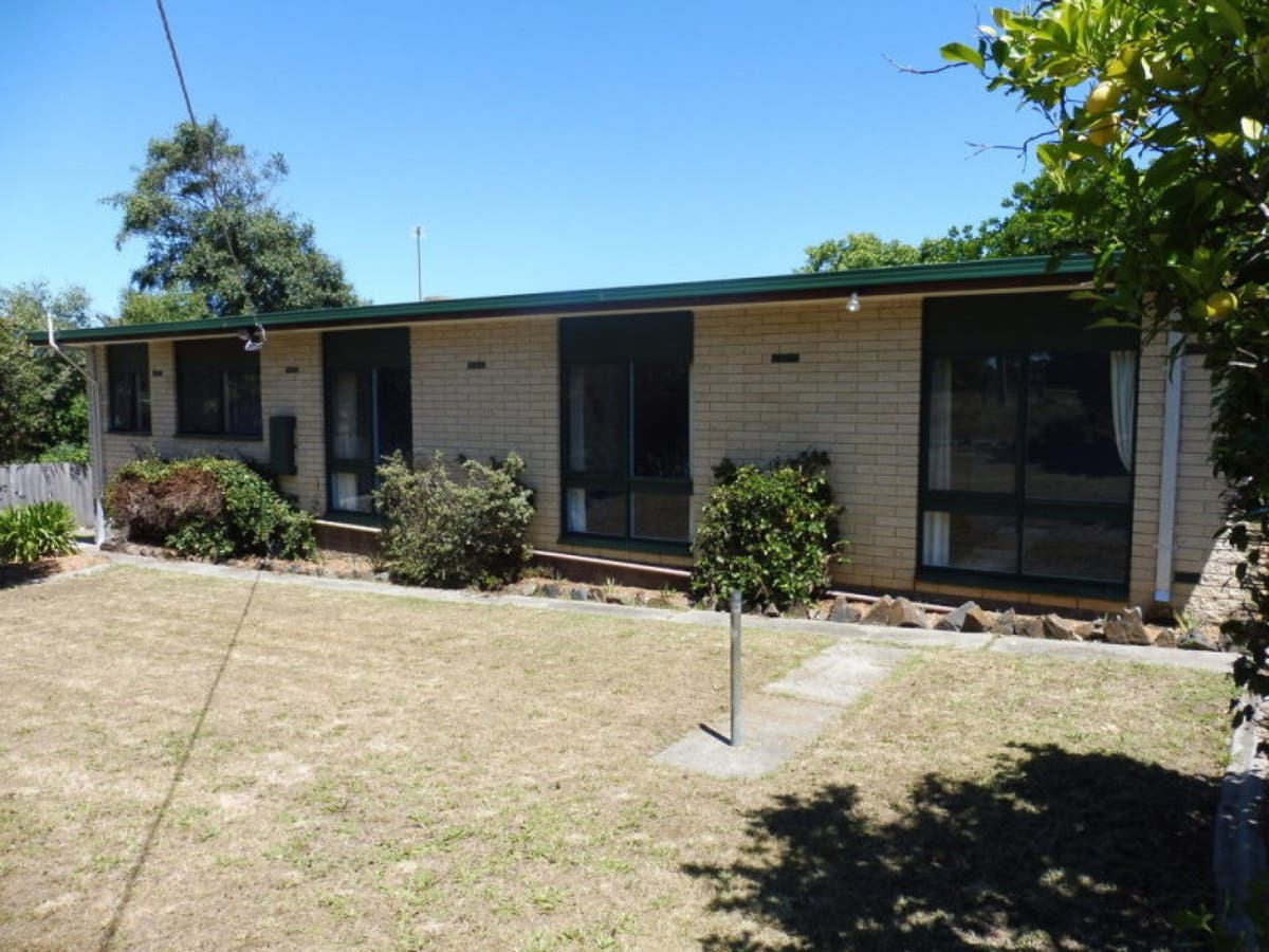 33 NICHOLSONSARSFIELD ROAD, Nicholson, VIC, 3882 House Sold on 28 01
