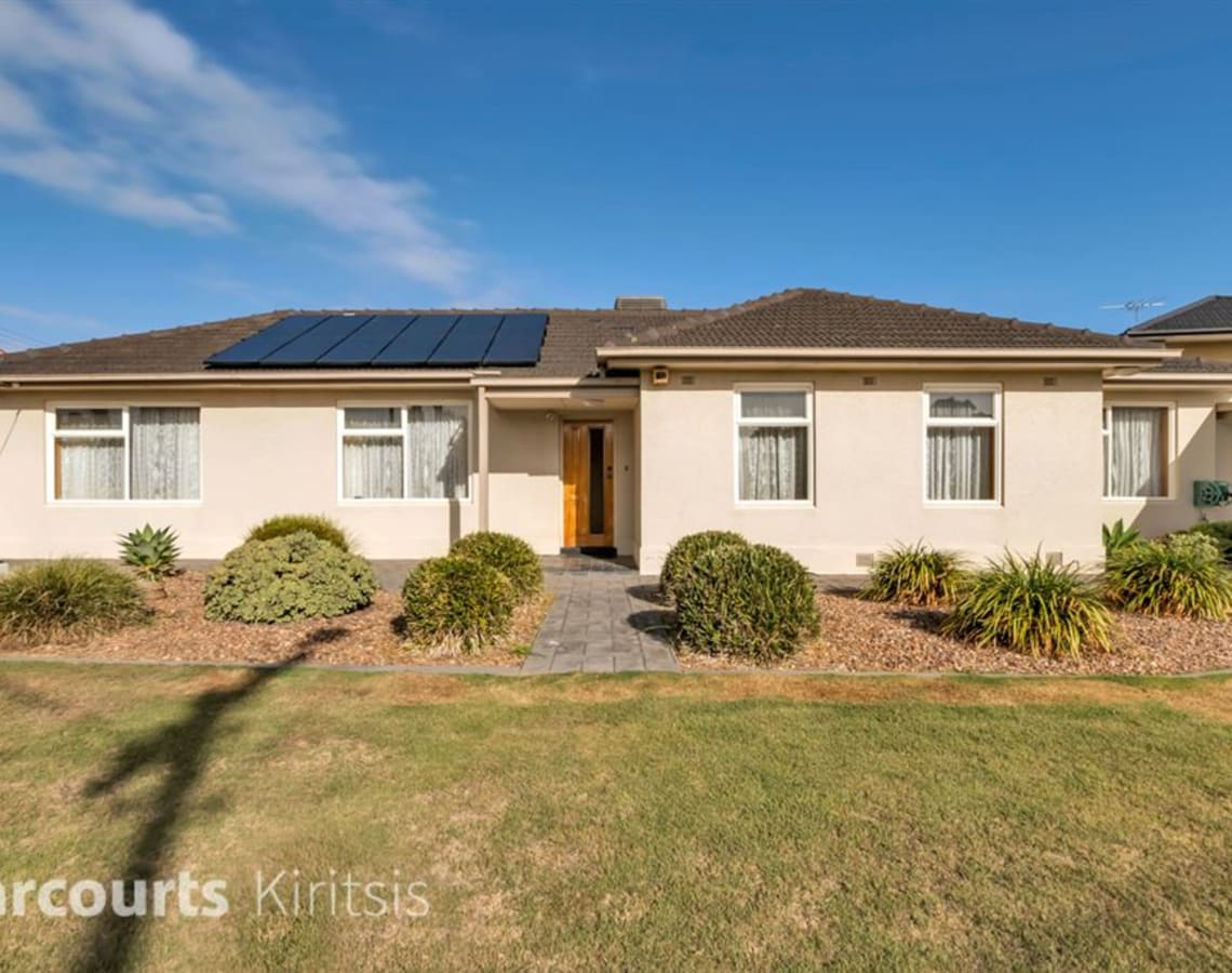 4 Gilmore Rd, Henley Beach South, SA, 5022 House Sold on 24 06 2017