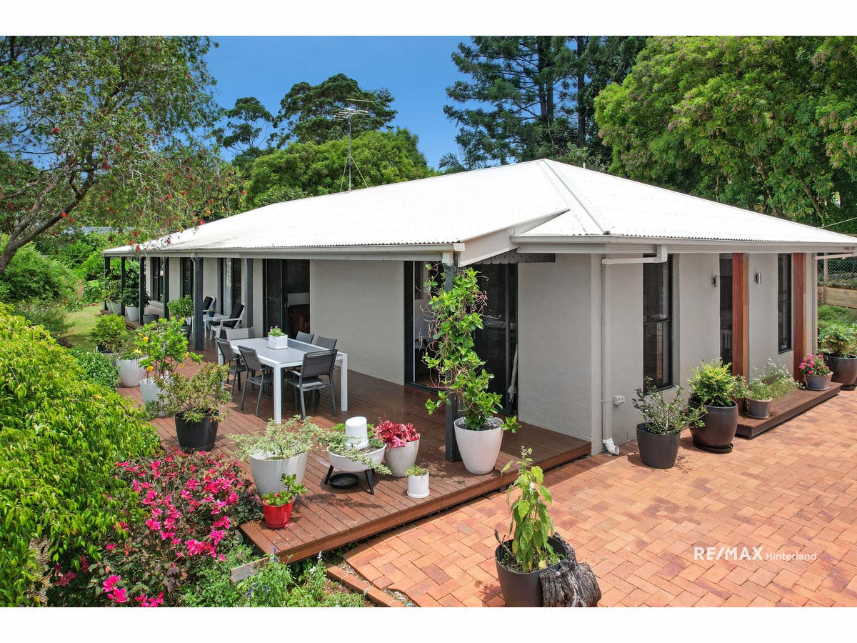 12A Centenary Dr, Maleny, QLD, 4552 House Sold on 19 12 2022