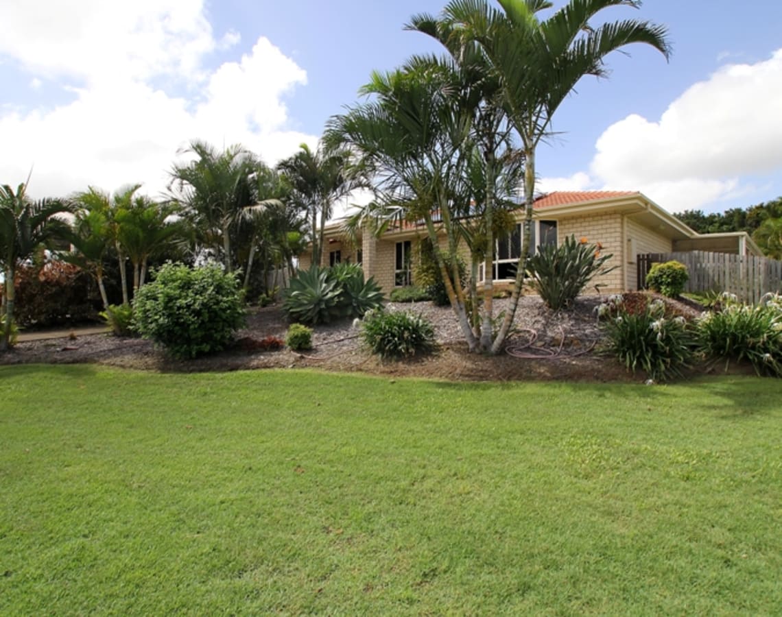 12 Jasmine Court Dundowran Beach Qld 4655 House Sold On 15 Jun 2020 Ratemyagent