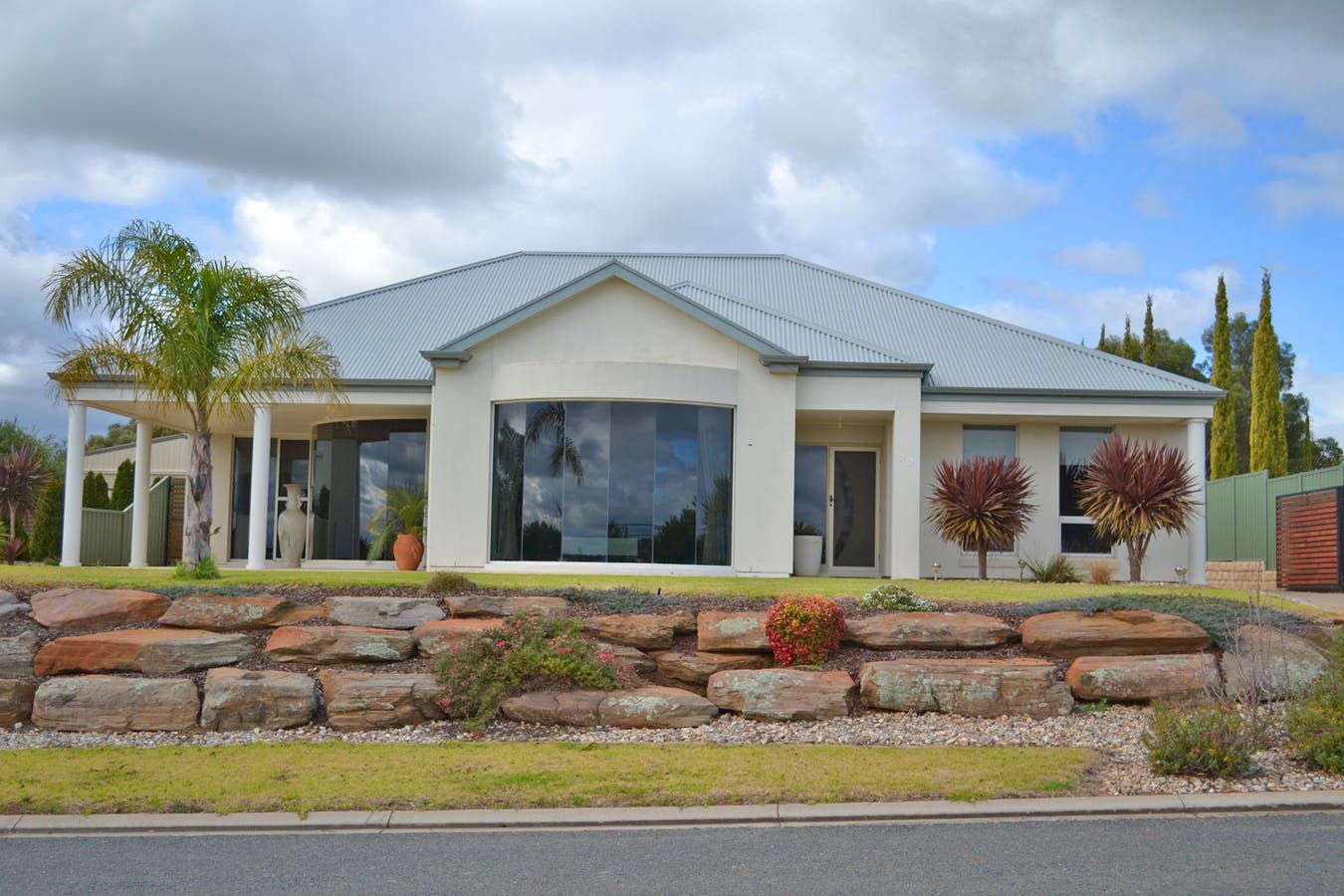 22 Queen Louisa Dr, Long Flat, SA, 5253 - House Sold on 13 ...