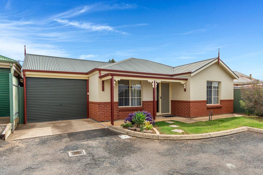 77 Swanport Road, Murray Bridge, SA, 5253 House Sold on 11 02 2020