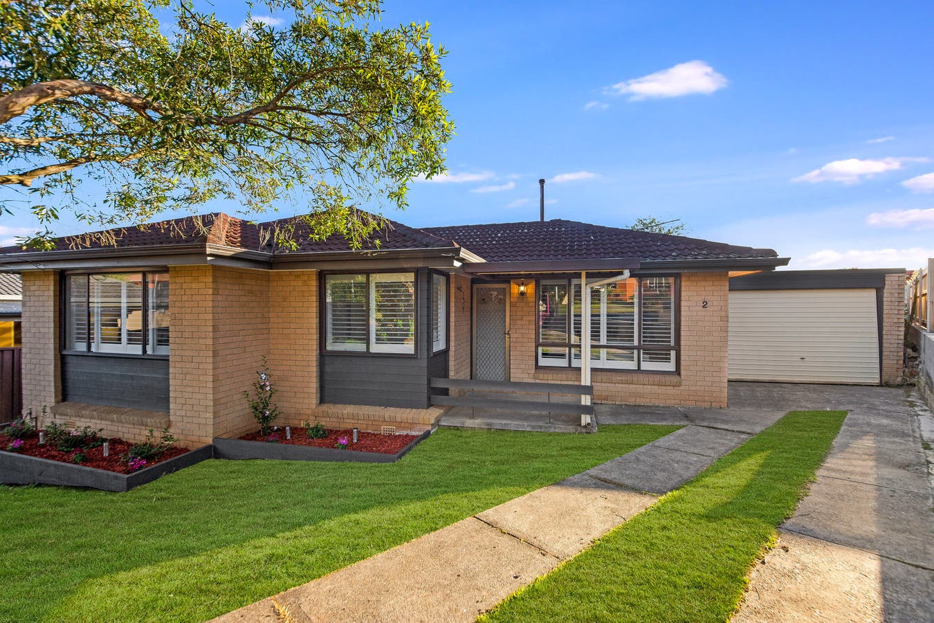 2 Briar Place, Hall, NSW, 2198 House Sold on 10 06 2023