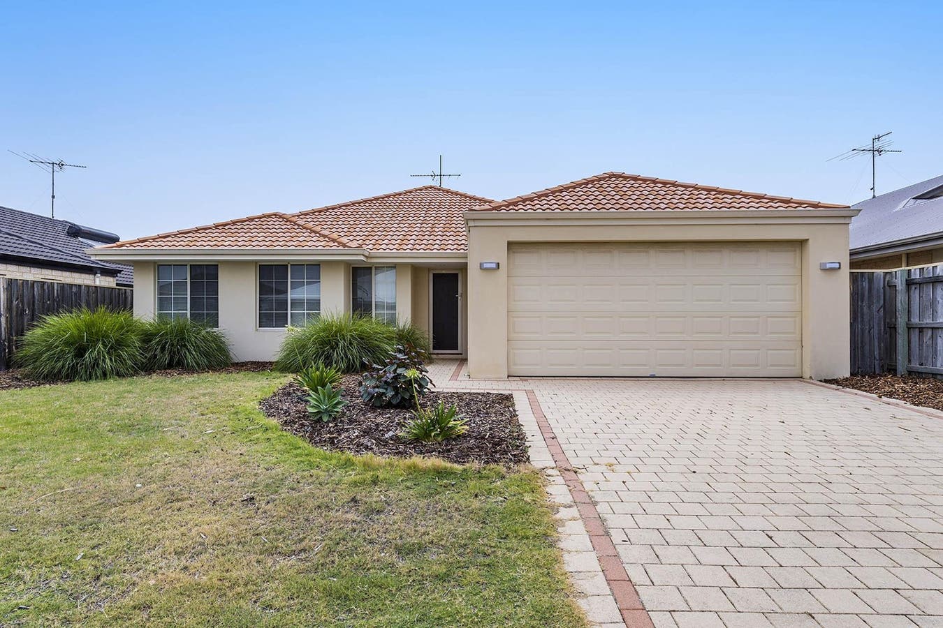 Halls Head Western Australia 6210 House Leased on 10 07 2020