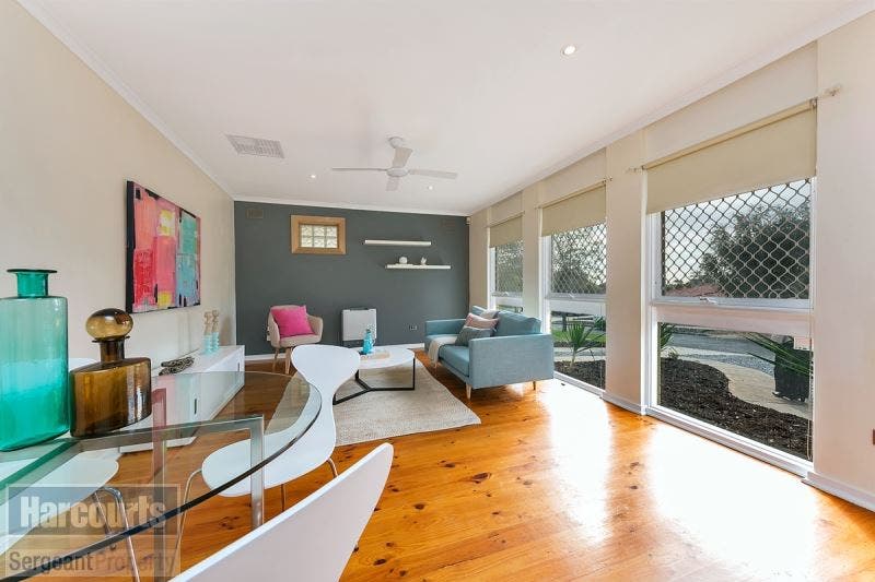 11 Brabham Crescent, Gulfview Heights, SA, 5096 House Sold on 01 10