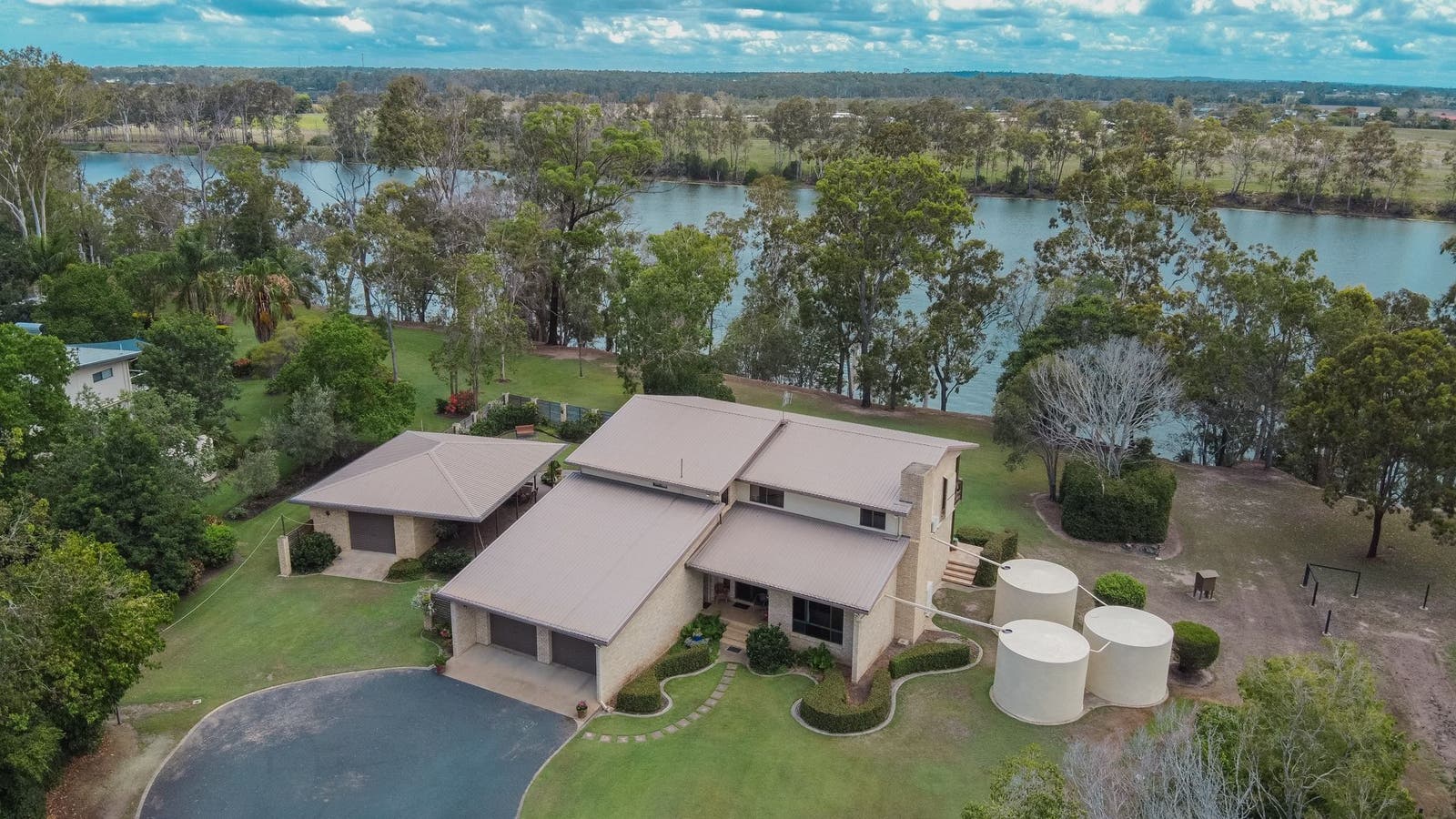 27 Pleasant Drive, Sharon, QLD, 4670 Acreage Semirural For Sale